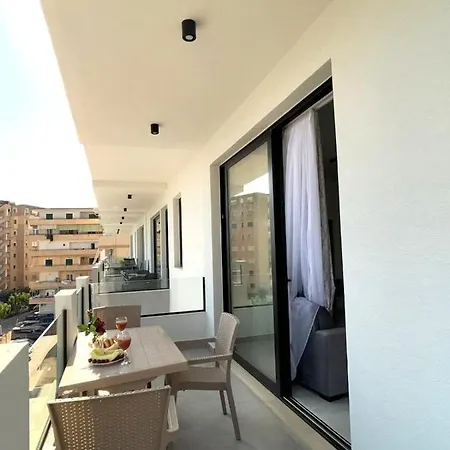 Apartment Diamond Dream